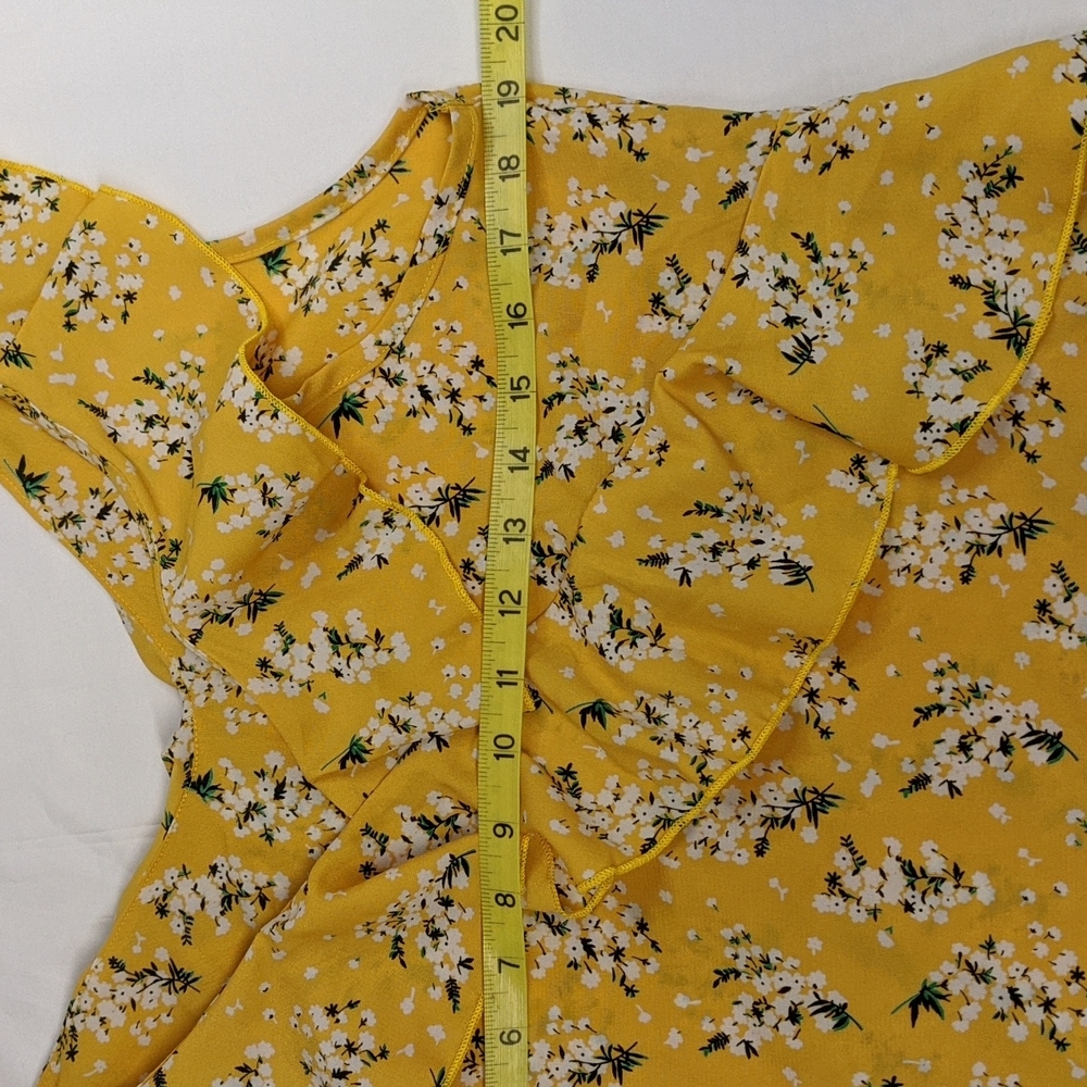 Hailey & Co floral top size L - Picture 3 of 6